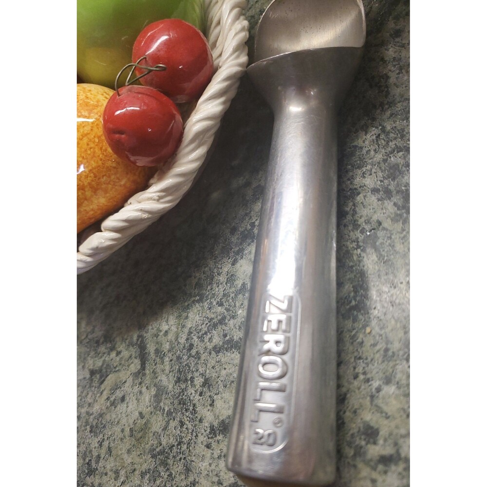 Zeroll 1020 Ice Cream scoop Stainless Steel - Picture 8 of 12